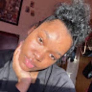 Meet your Posher, Janiah